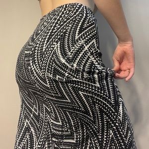 Maxi Black&White skirt